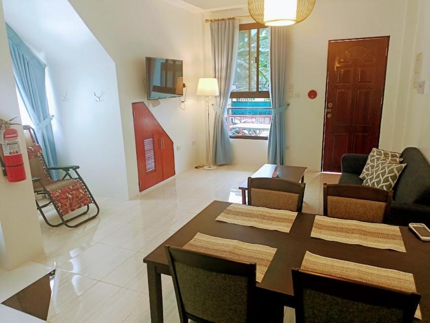 Alona Whitehouses Resort Panglao Exteriör bild