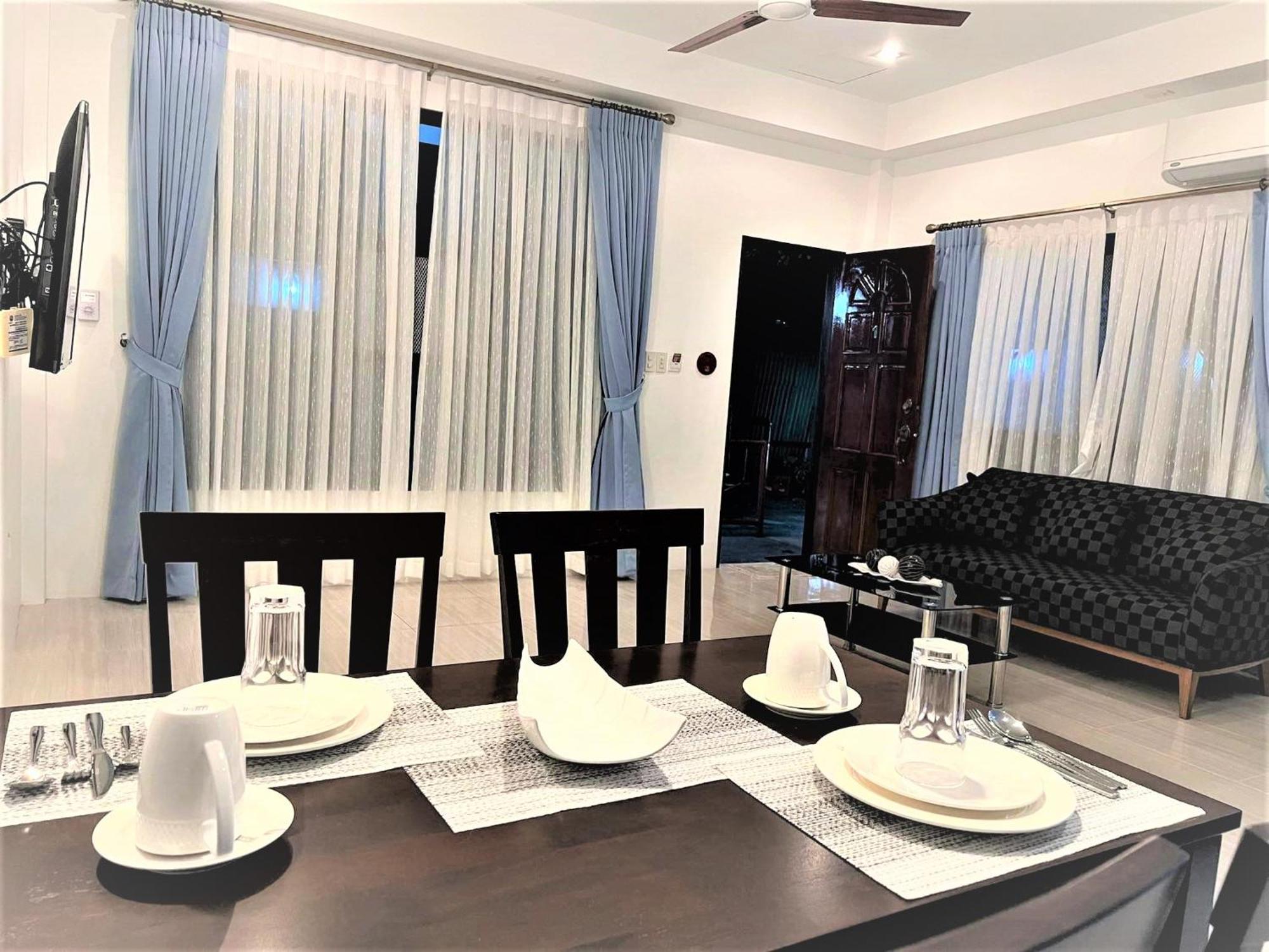 Alona Whitehouses Resort Panglao Exteriör bild